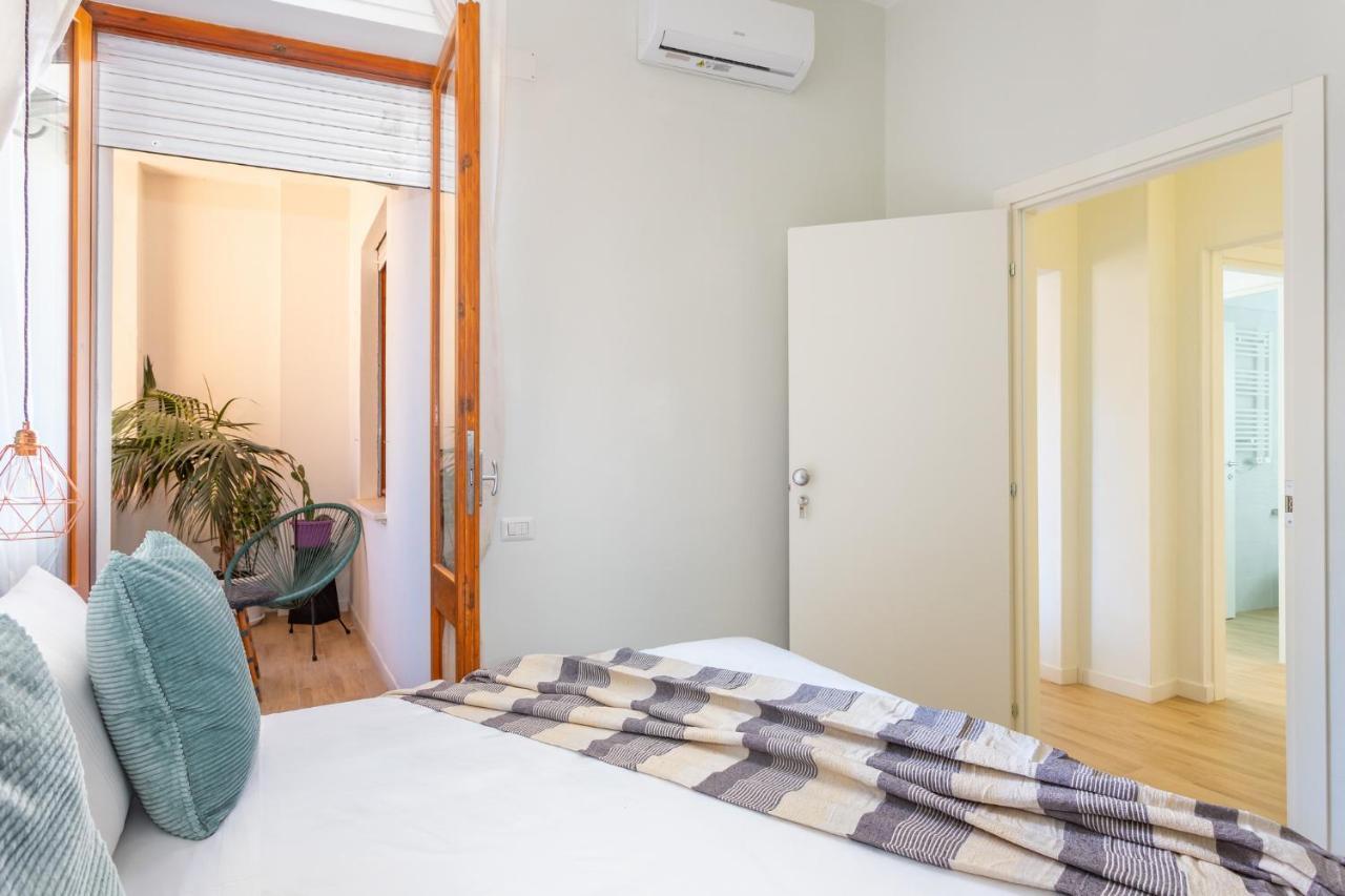 Hotel Domus Laetitiae Quartu SantʼElena Esterno foto