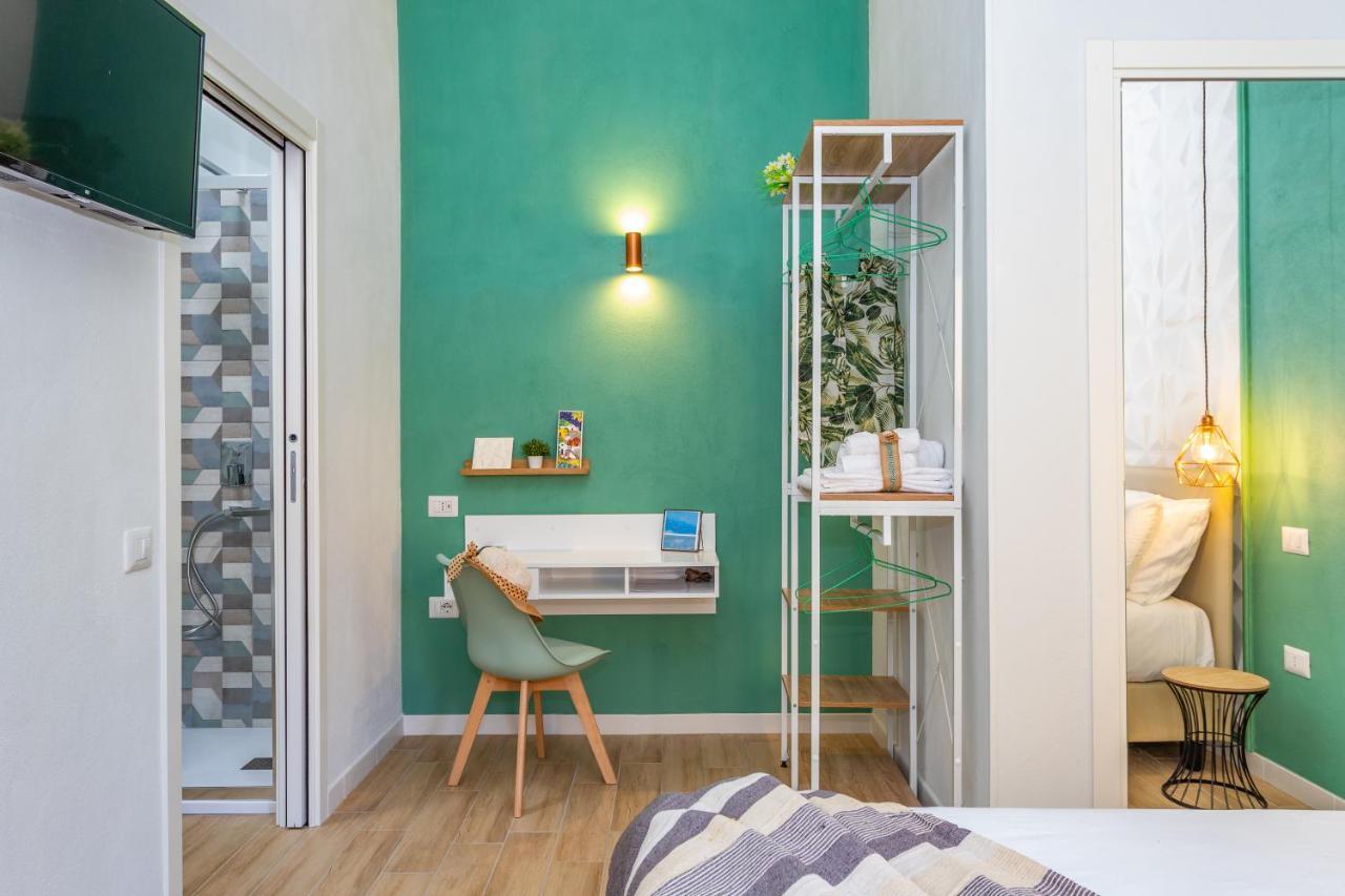 Hotel Domus Laetitiae Quartu SantʼElena Esterno foto